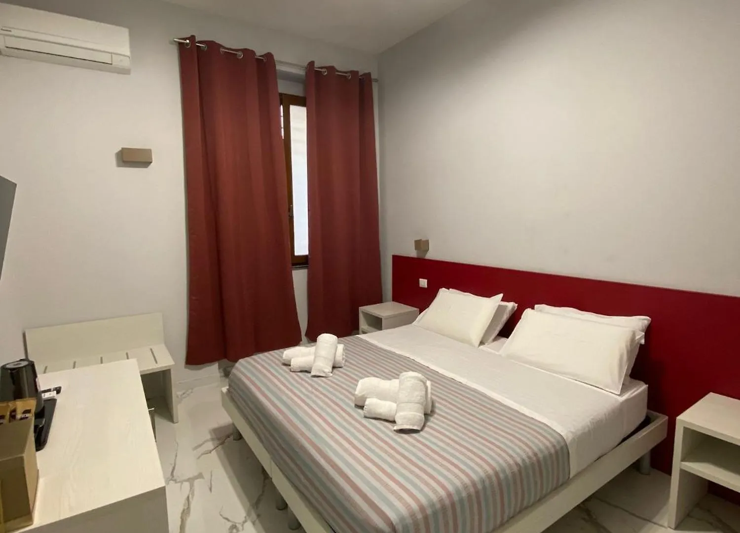 Cadifra Suite Napoli Toledo Bed & Breakfast Naples
